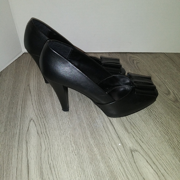Black Open Toe Heel - Picture 7 of 10
